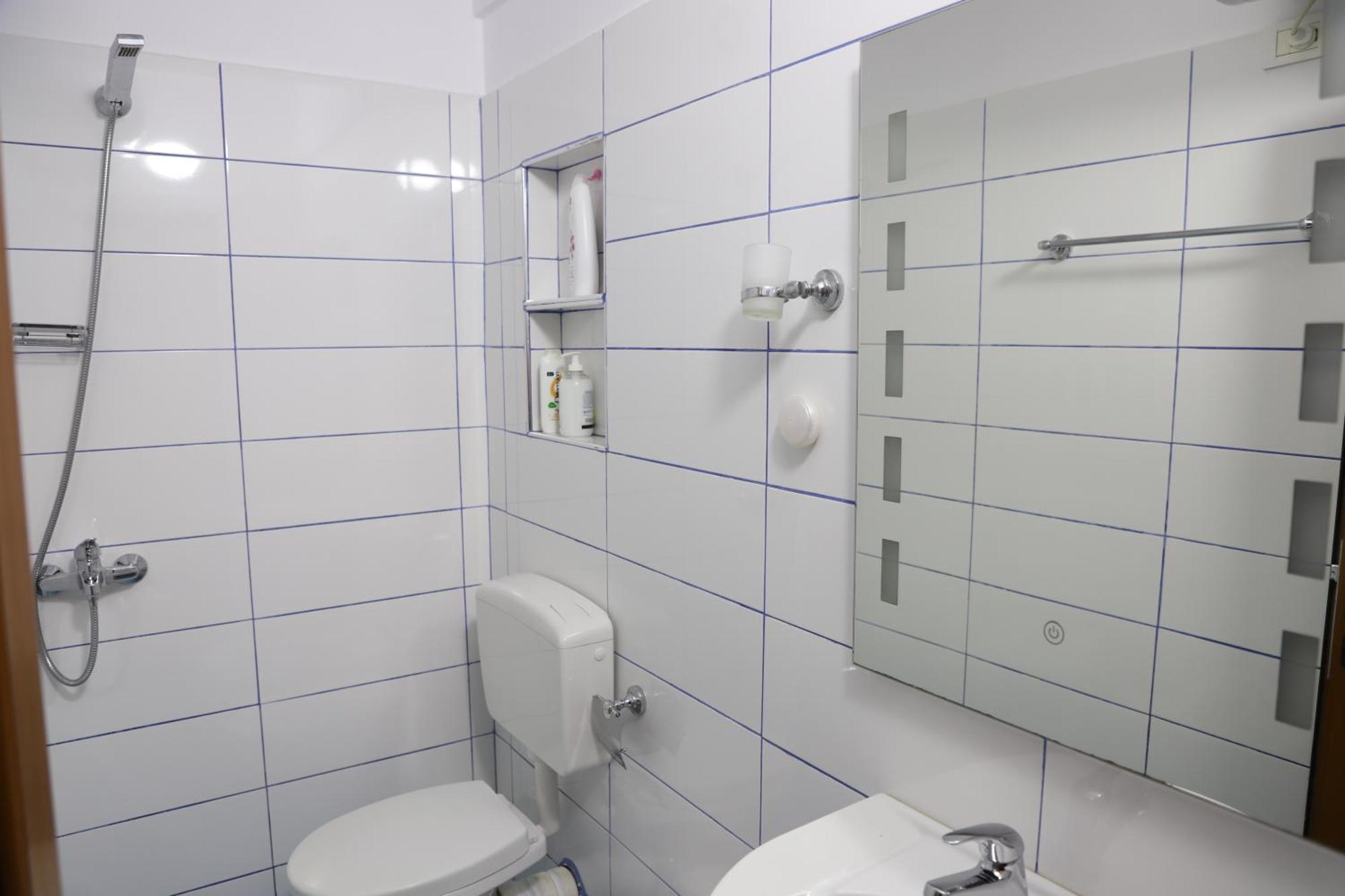 Apartment Altin In Old Town Berat Exterior foto